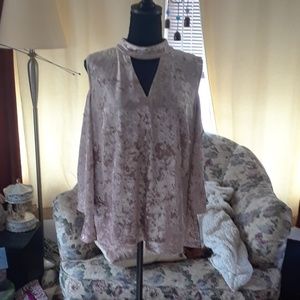 Zac and Rachel Woman Cold Shoulder Top 2X